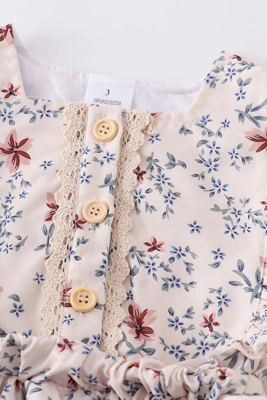 Trends in Clothing Designs for Girls: What's Hot This Season