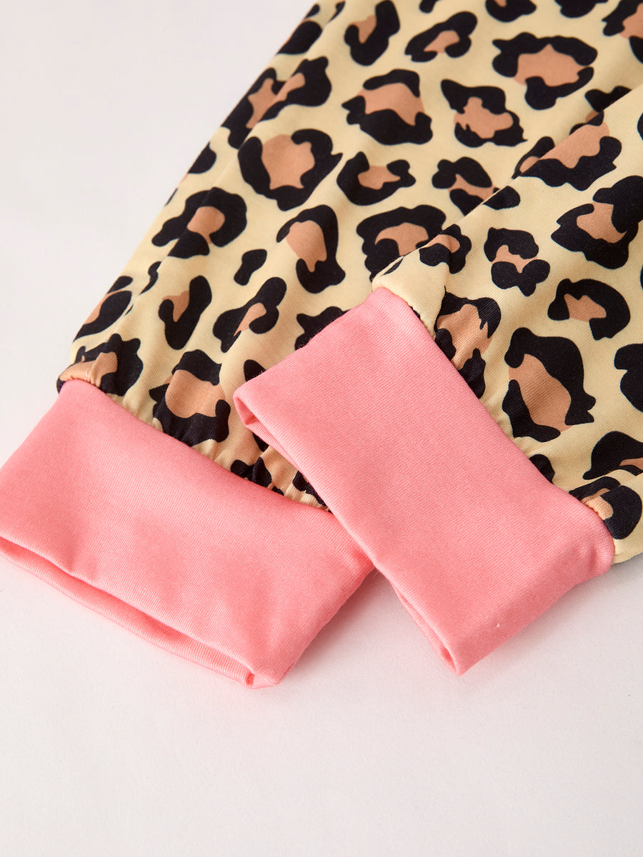 Butterfly Wild Letter Leopard Hooded Sweatshirt Trousers 6 Pieces Set