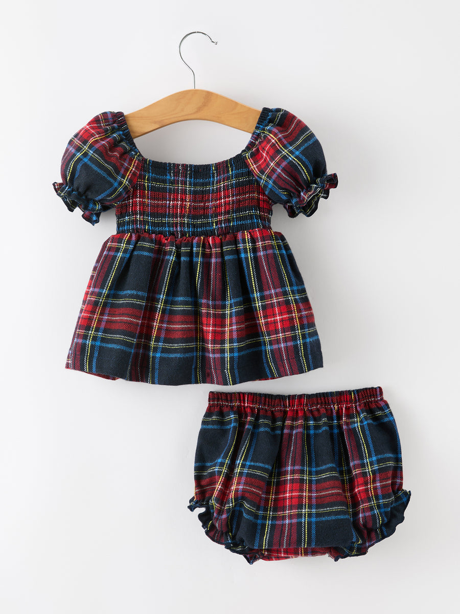 Mommy & Me Christmas Plaid Dresses & Baby Bloomer Set