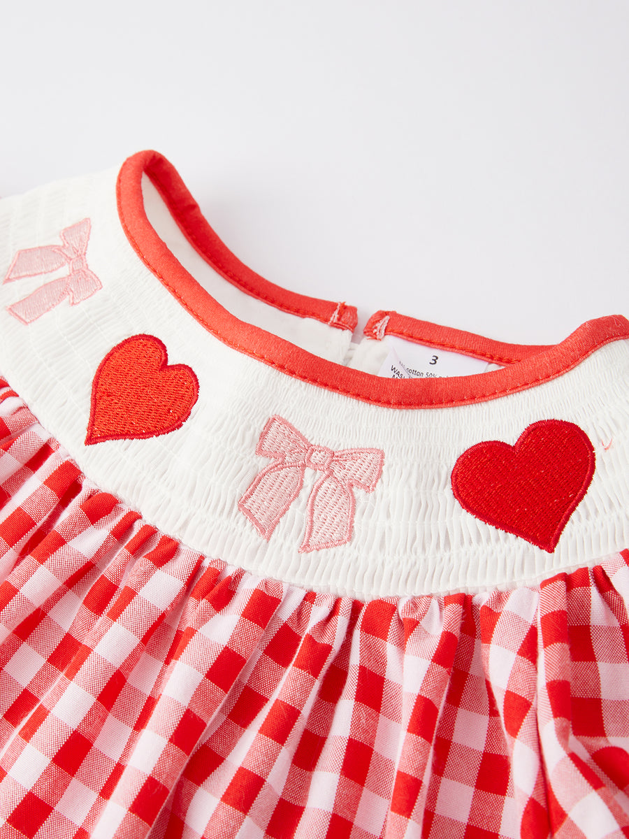 Valentine's Day Smocking Embroidery Red and White Plaid Girls Outfits Set