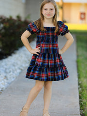 Mommy & Me Christmas Plaid Dresses & Baby Bloomer Set