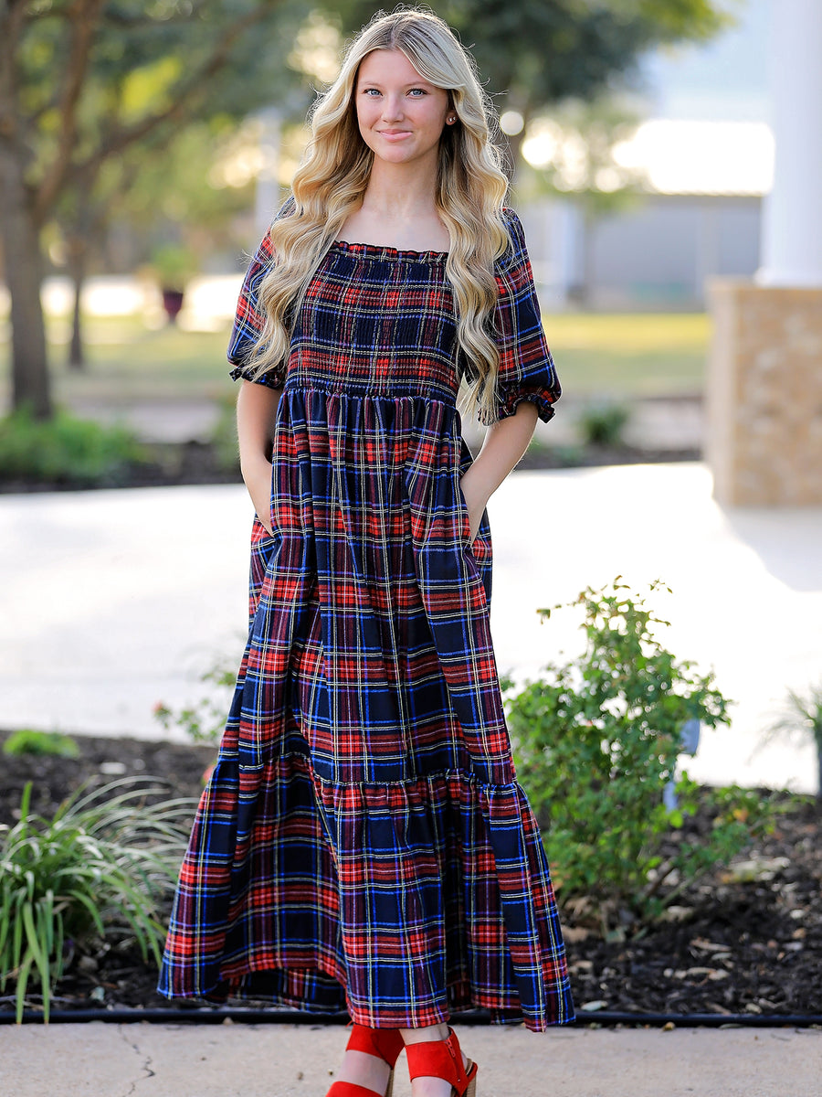 Mommy & Me Christmas Plaid Dresses & Baby Bloomer Set